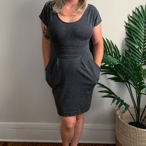 Short Sleeve Backless Metropark Dress